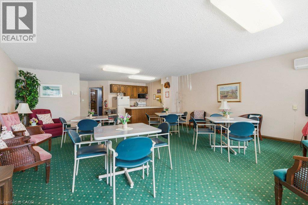 #406 400 CHAMPLAIN Boulevard - 31