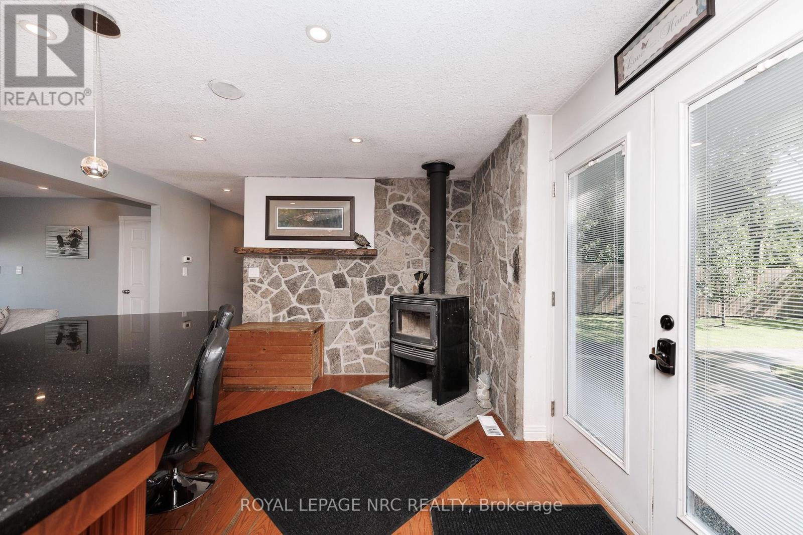 646 PROSPECT POINT ROAD N - Image 13