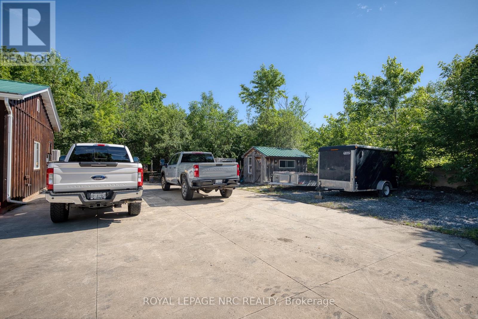 646 PROSPECT POINT ROAD N - Image 32
