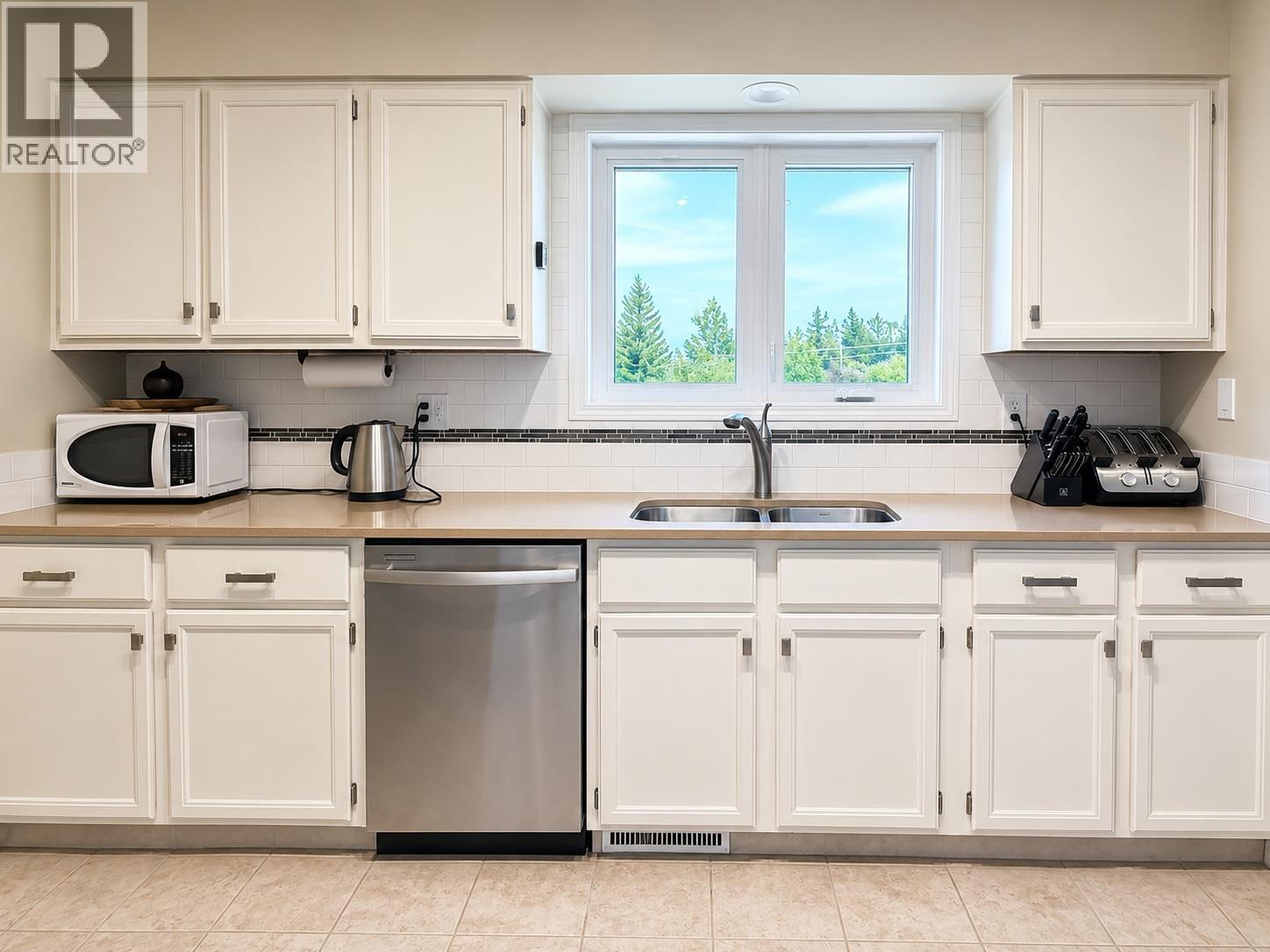 3116 4th Street S - 9