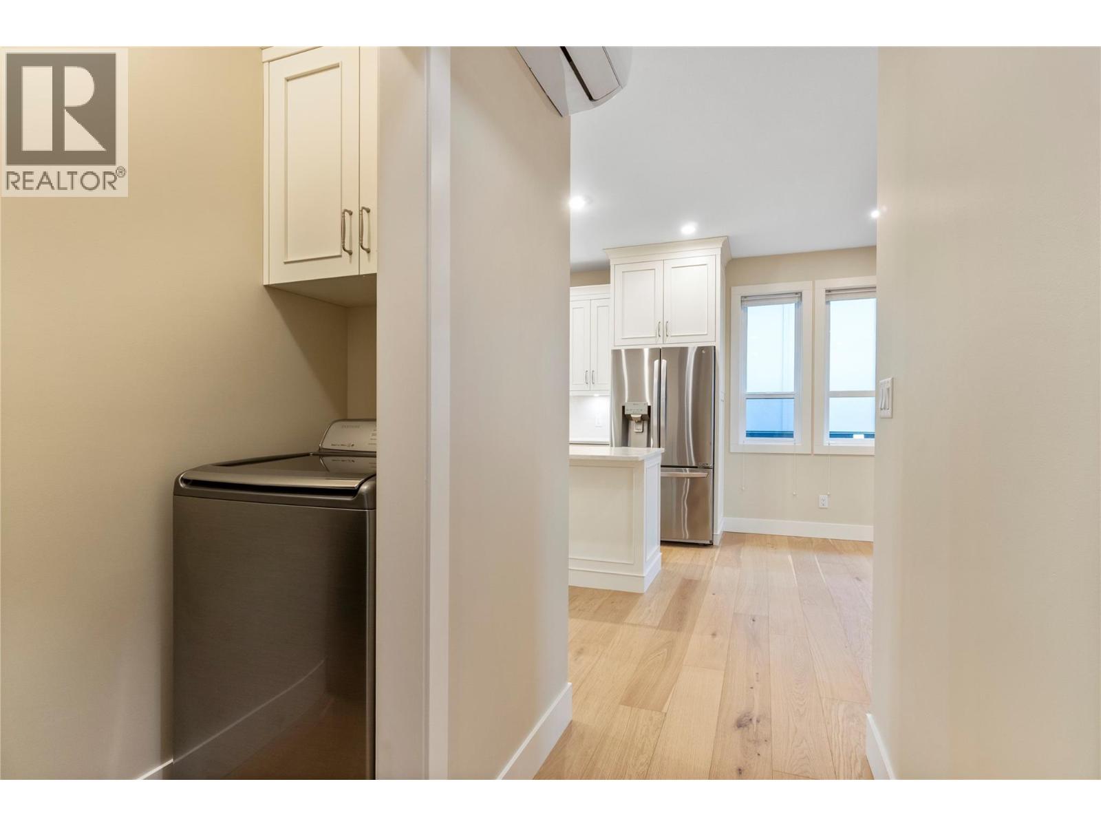 2251 14 Avenue SE - 32