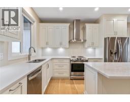 2251 14 Avenue Se, Salmon Arm, BC V1E0E7 Photo 17