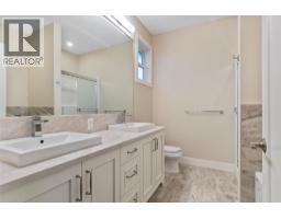 2251 14 Avenue Se, Salmon Arm, BC V1E0E7 Photo 44
