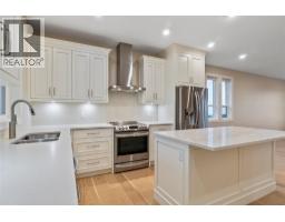 2251 14 Avenue Se, Salmon Arm, BC V1E0E7 Photo 16