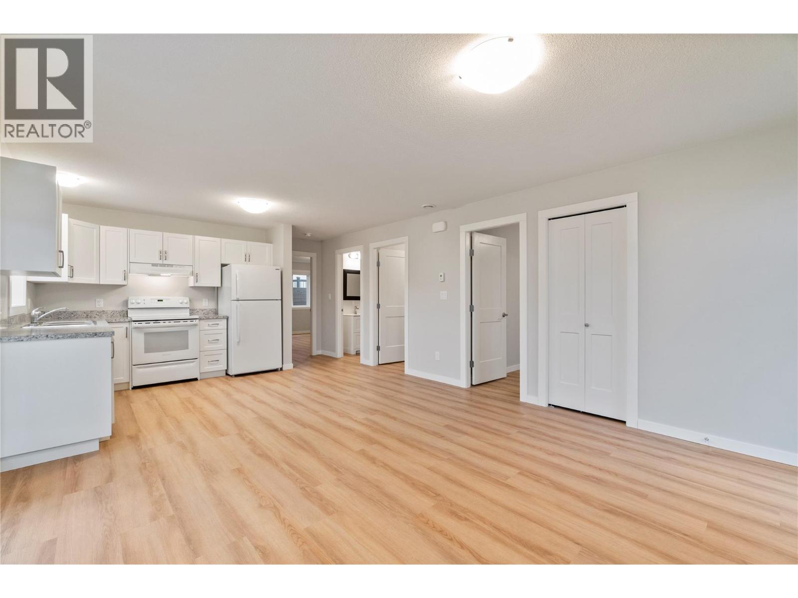2251 14 Avenue SE - 57