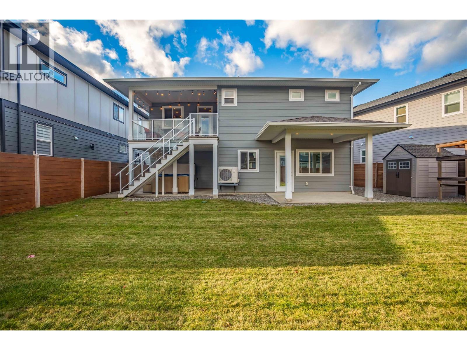 2251 14 Avenue SE - 75