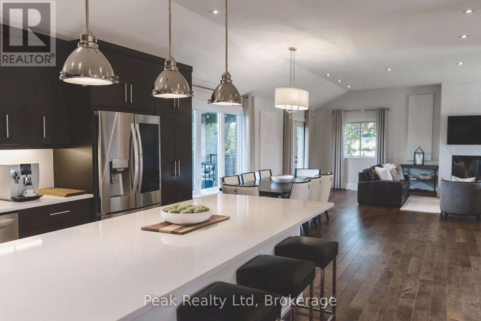 115 KENNEDY ROAD - Image 14