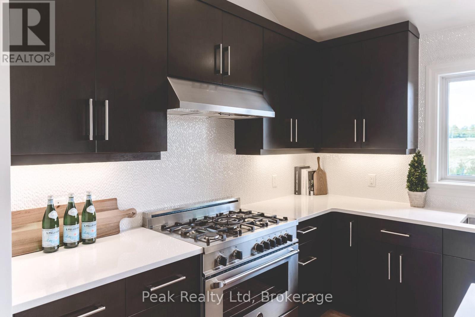 115 KENNEDY ROAD - Image 12