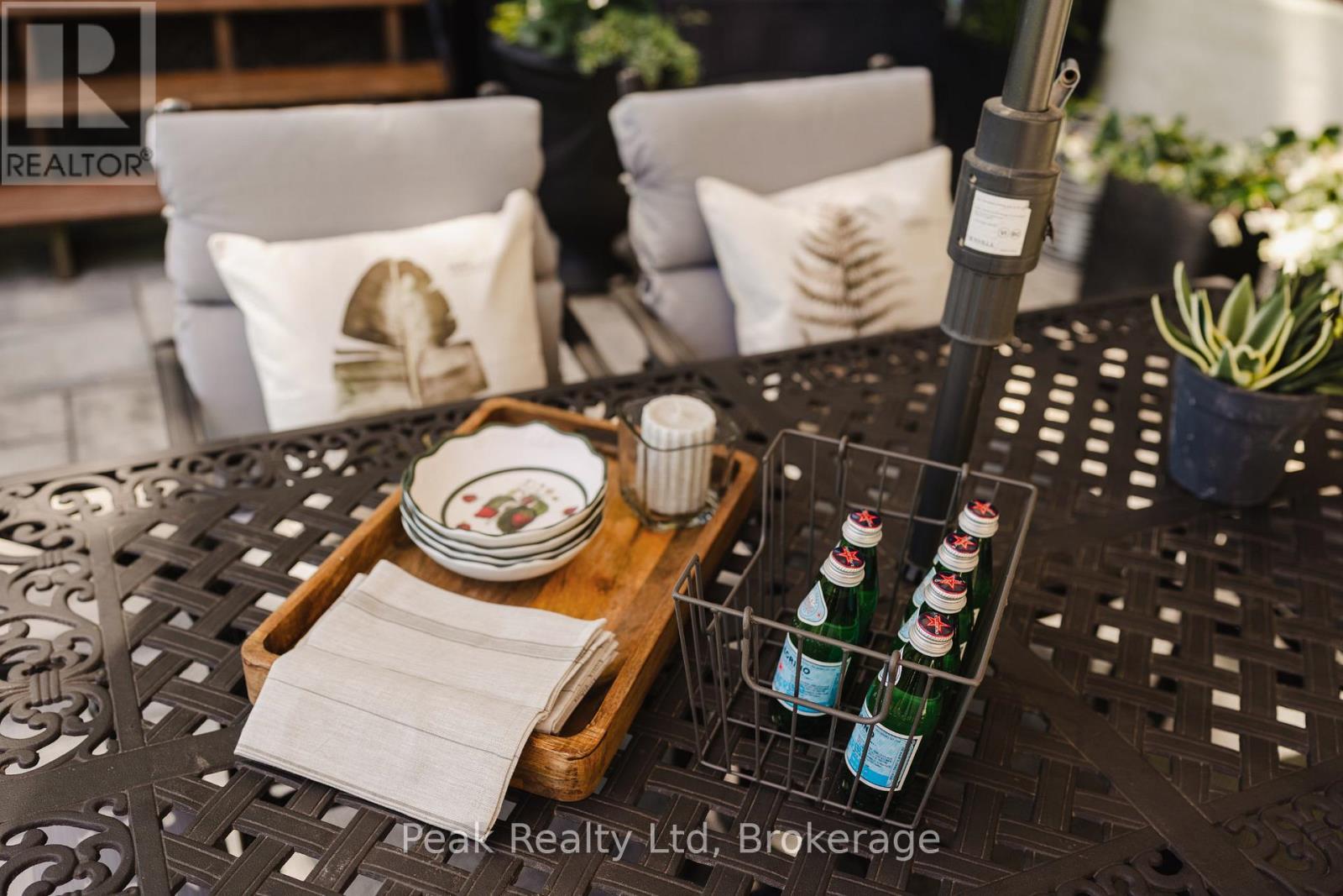 115 KENNEDY ROAD - Image 44