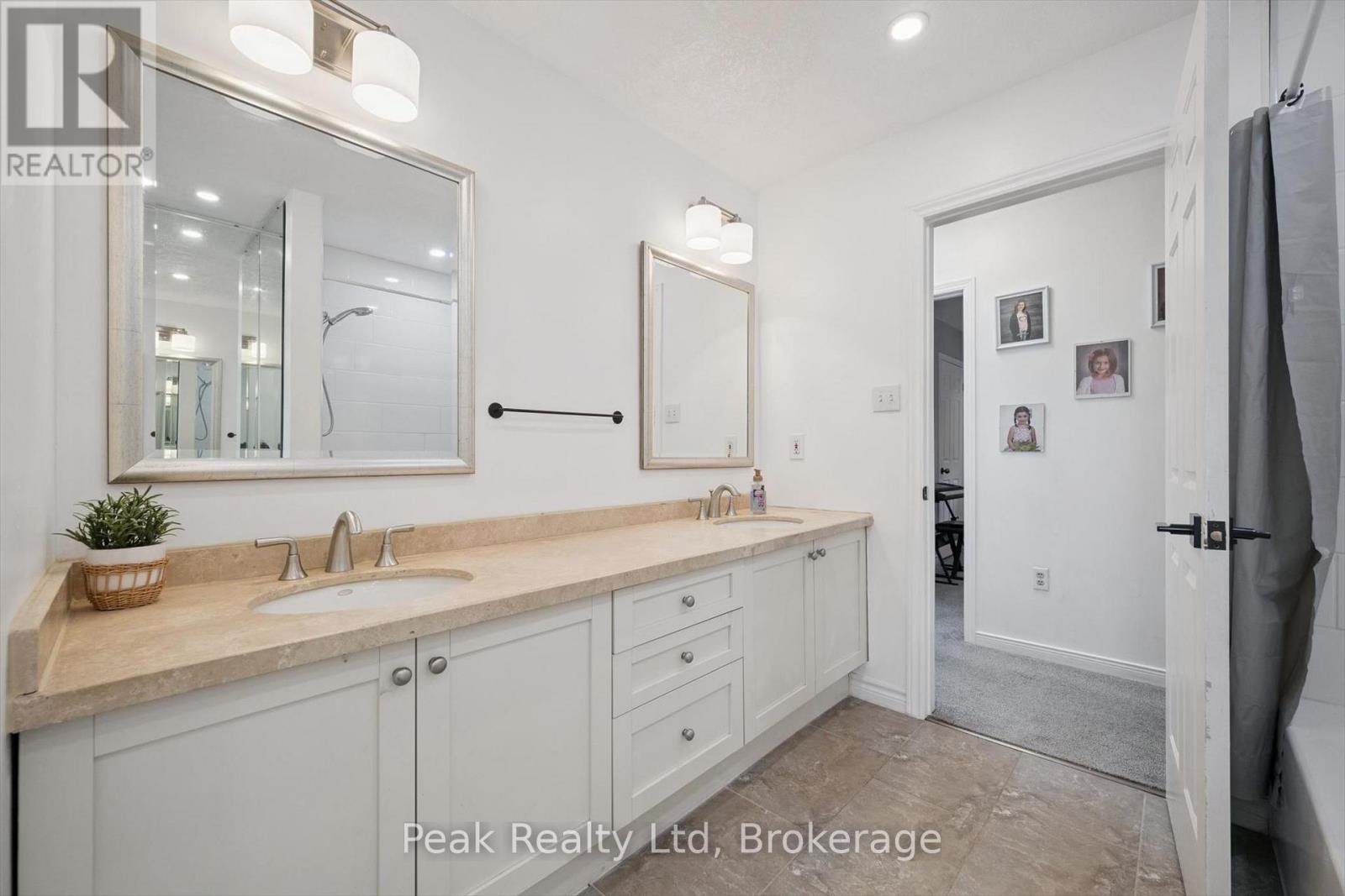 170 ELMSLIE PLACE - 17