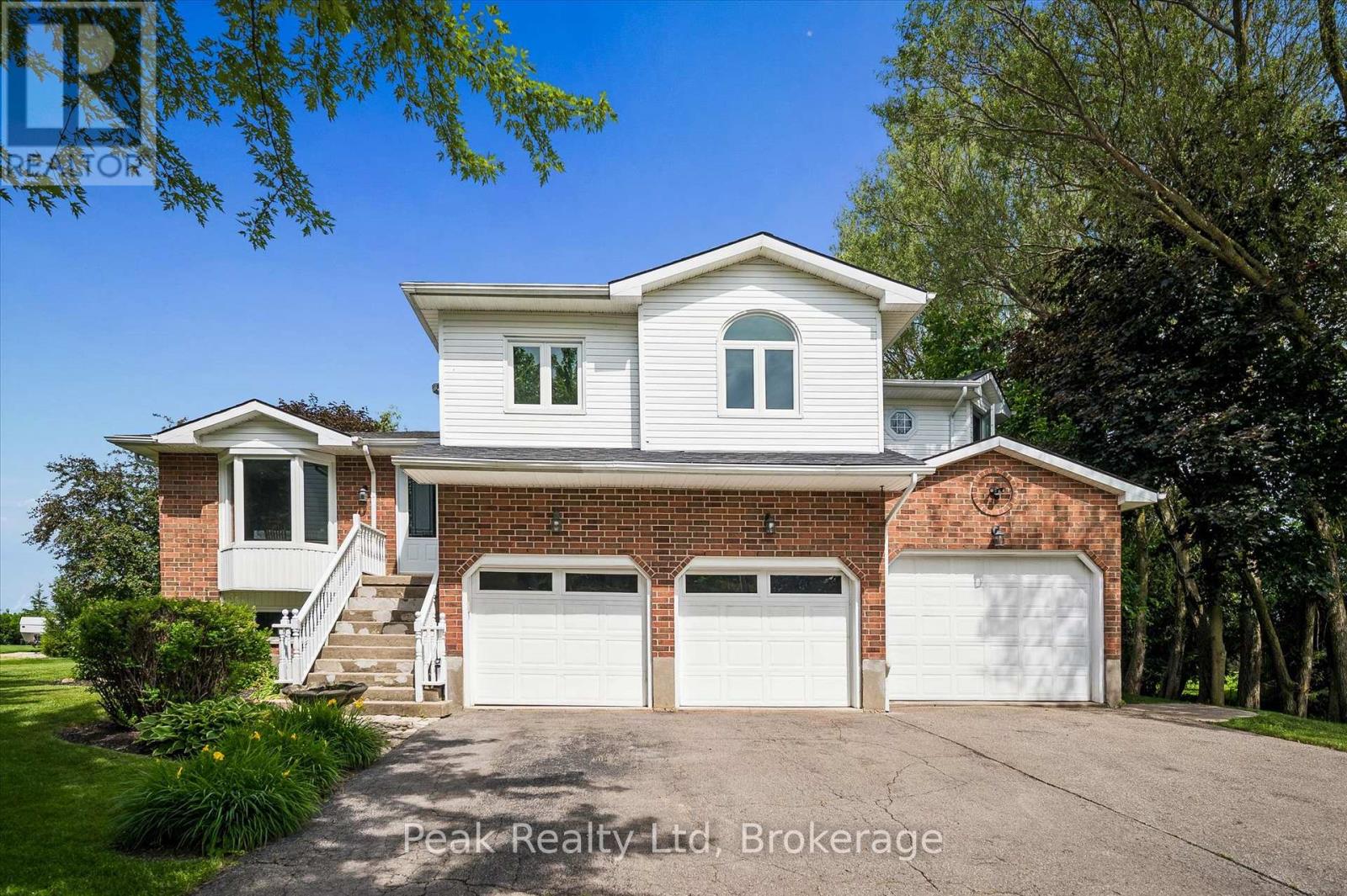 170 ELMSLIE PLACE - 2