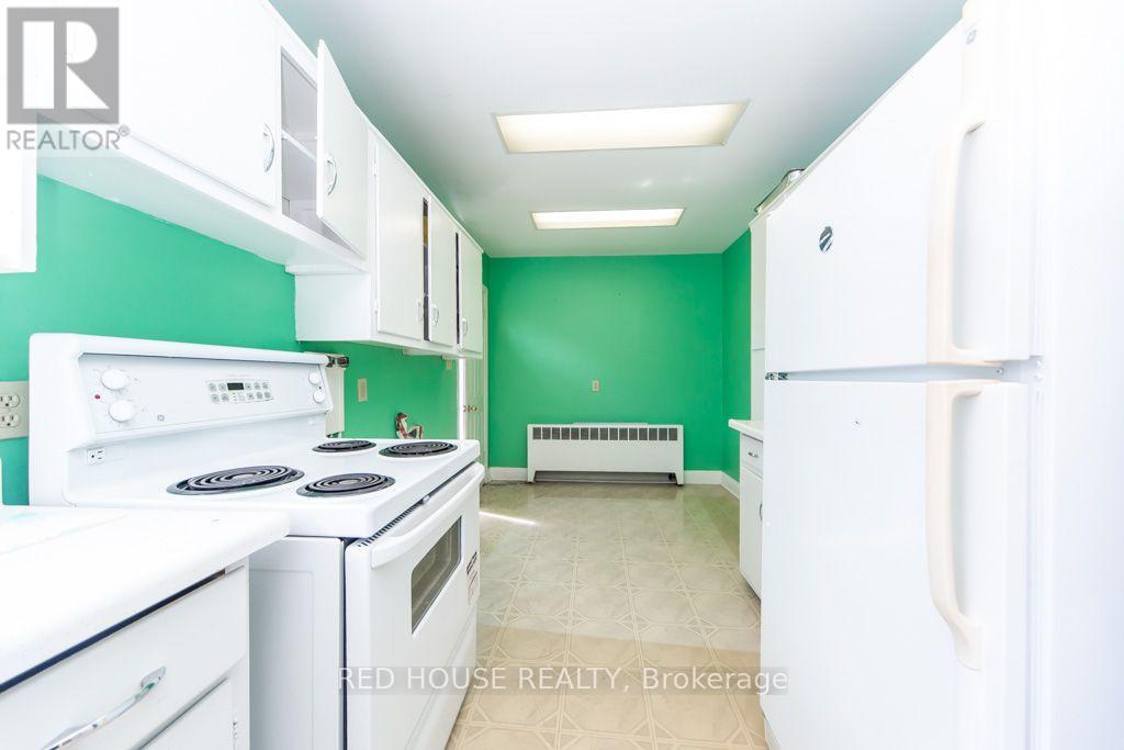 658 VAUGHAN ROAD - 18