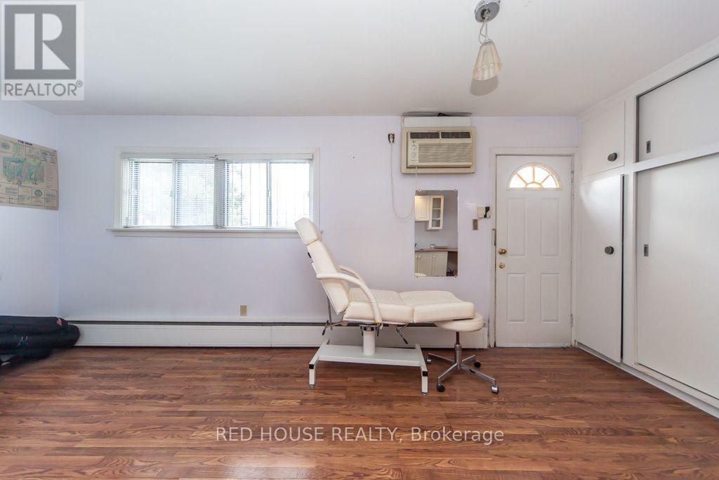 658 VAUGHAN ROAD - Image 21