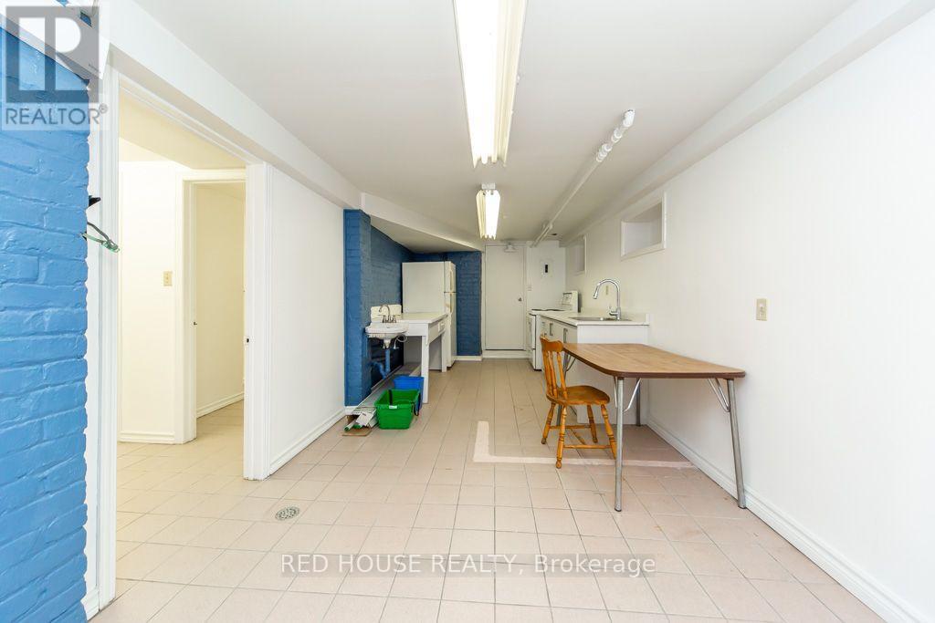 658 VAUGHAN ROAD - 29