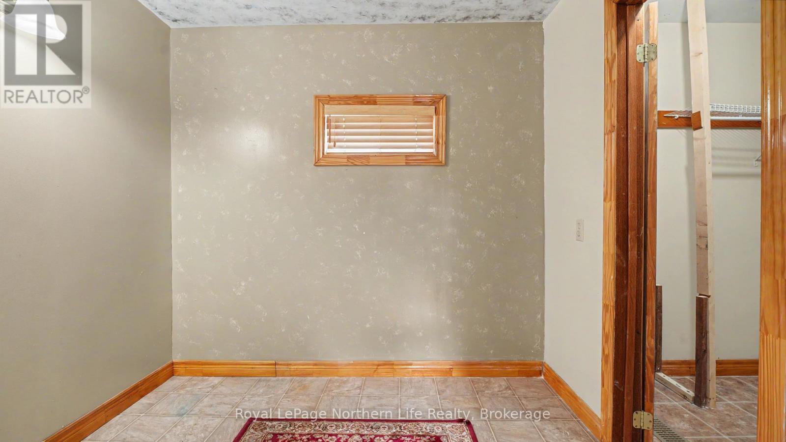 1230 DOUGLAS STREET - 24