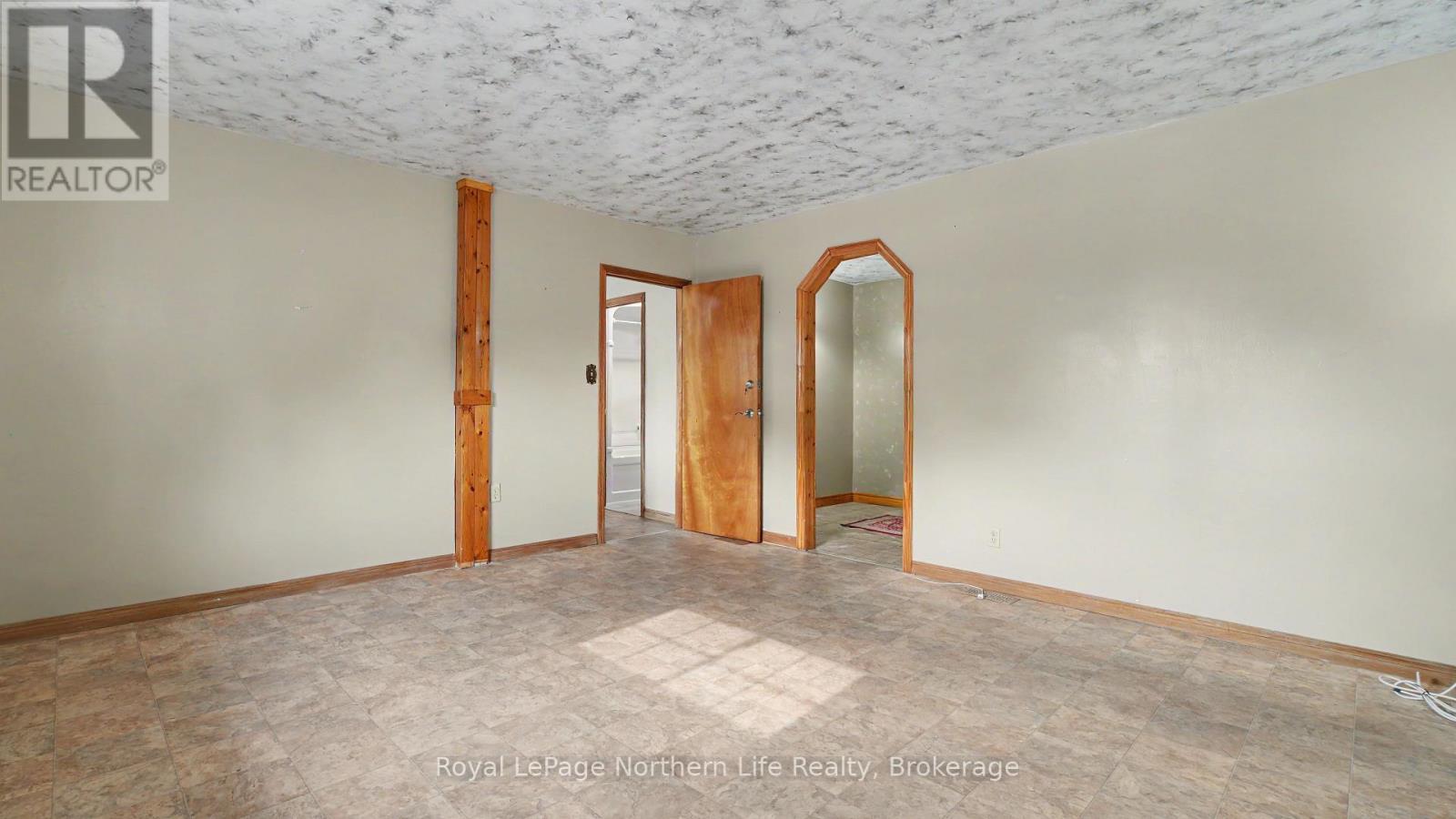 1230 DOUGLAS STREET - 22