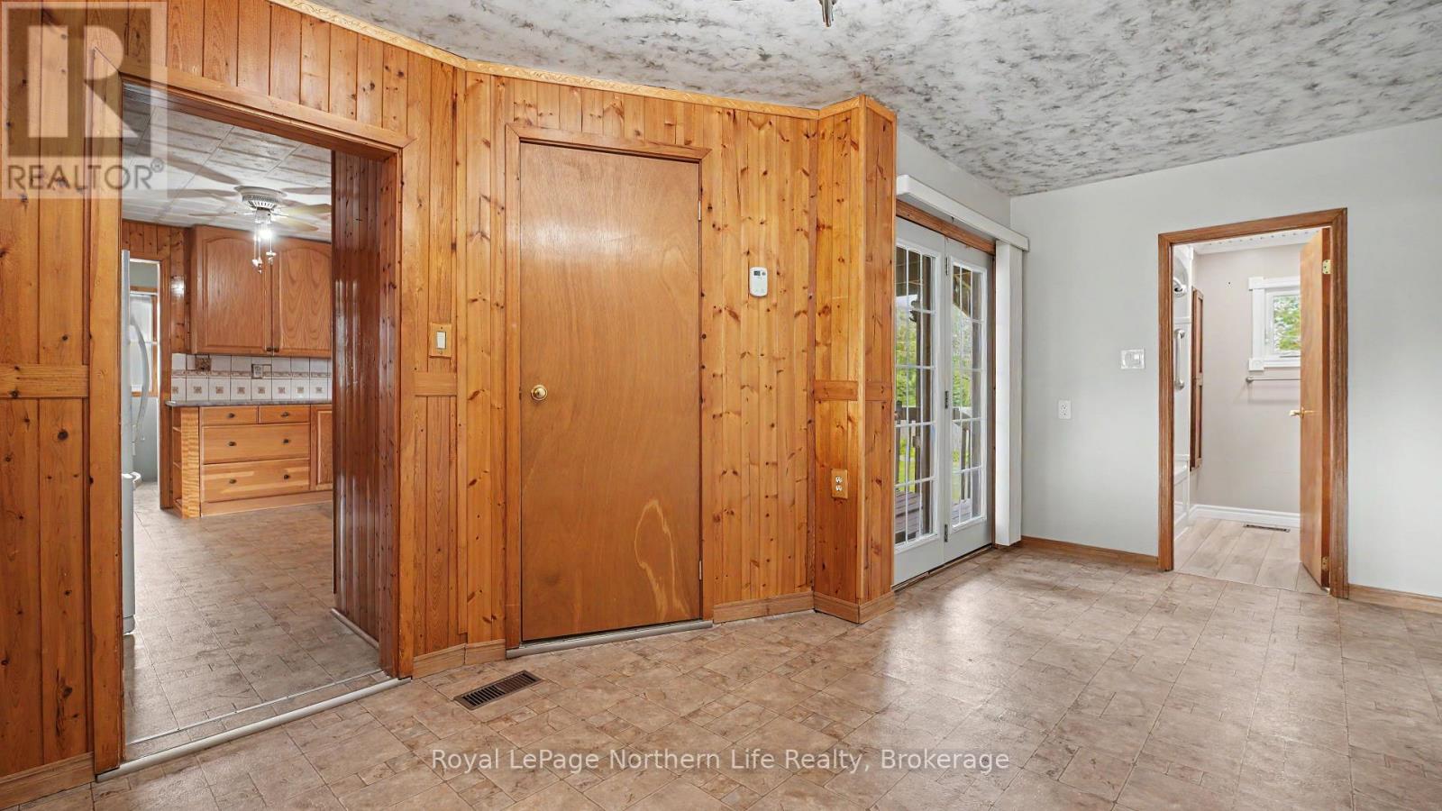 1230 DOUGLAS STREET - 17