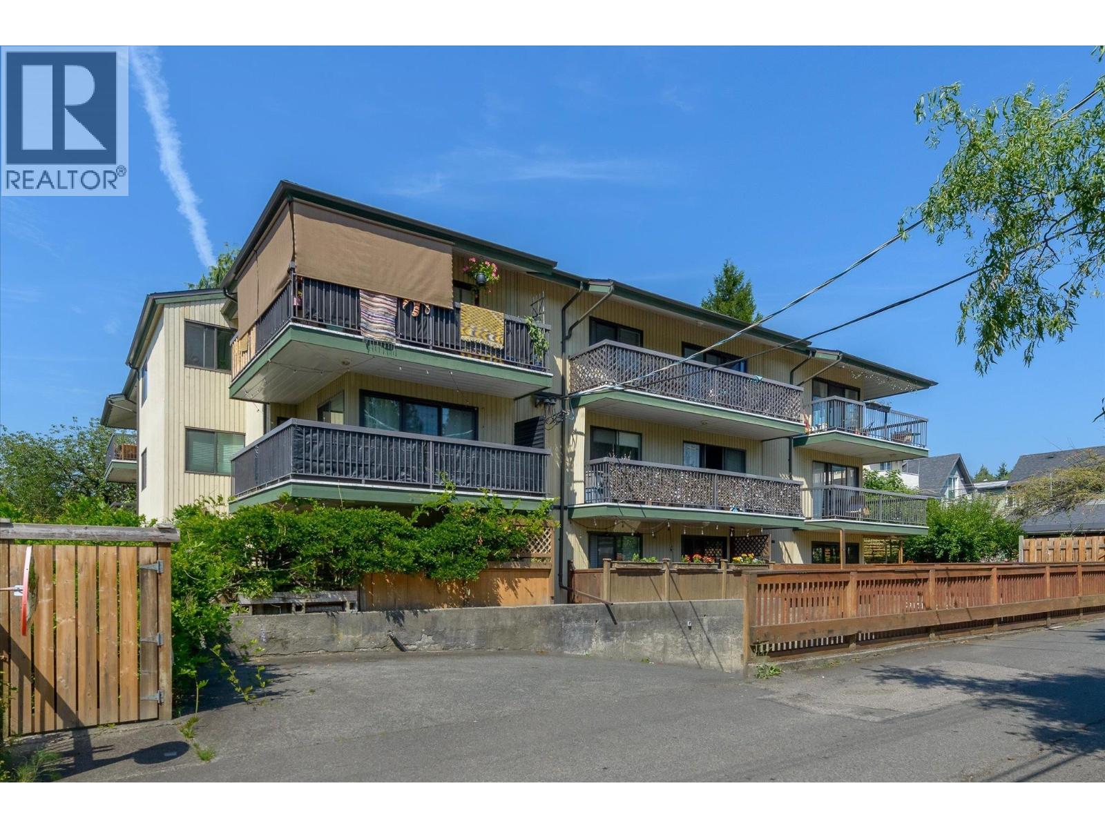 2 Bed, 1 Bath Apartment for Sale in Vancouver – 201 1622 FRANCES STREET, Vancouver – MLS# R3149076 - Image 33