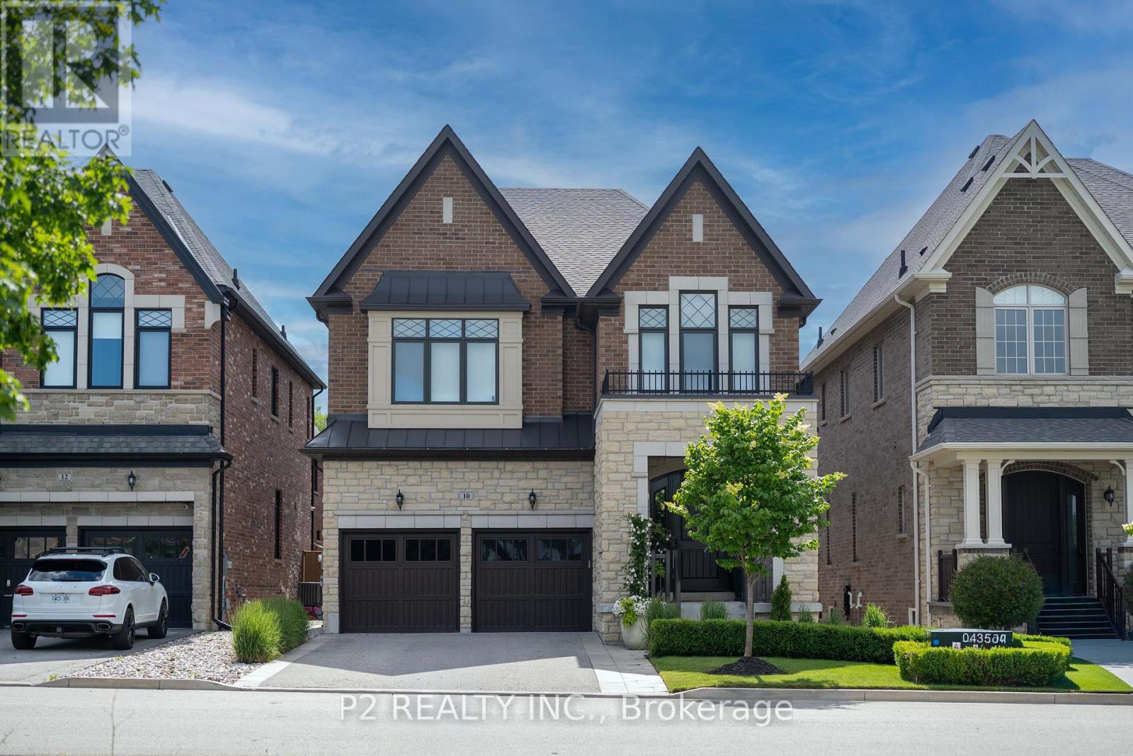 10 KING BOULEVARD - Image 3