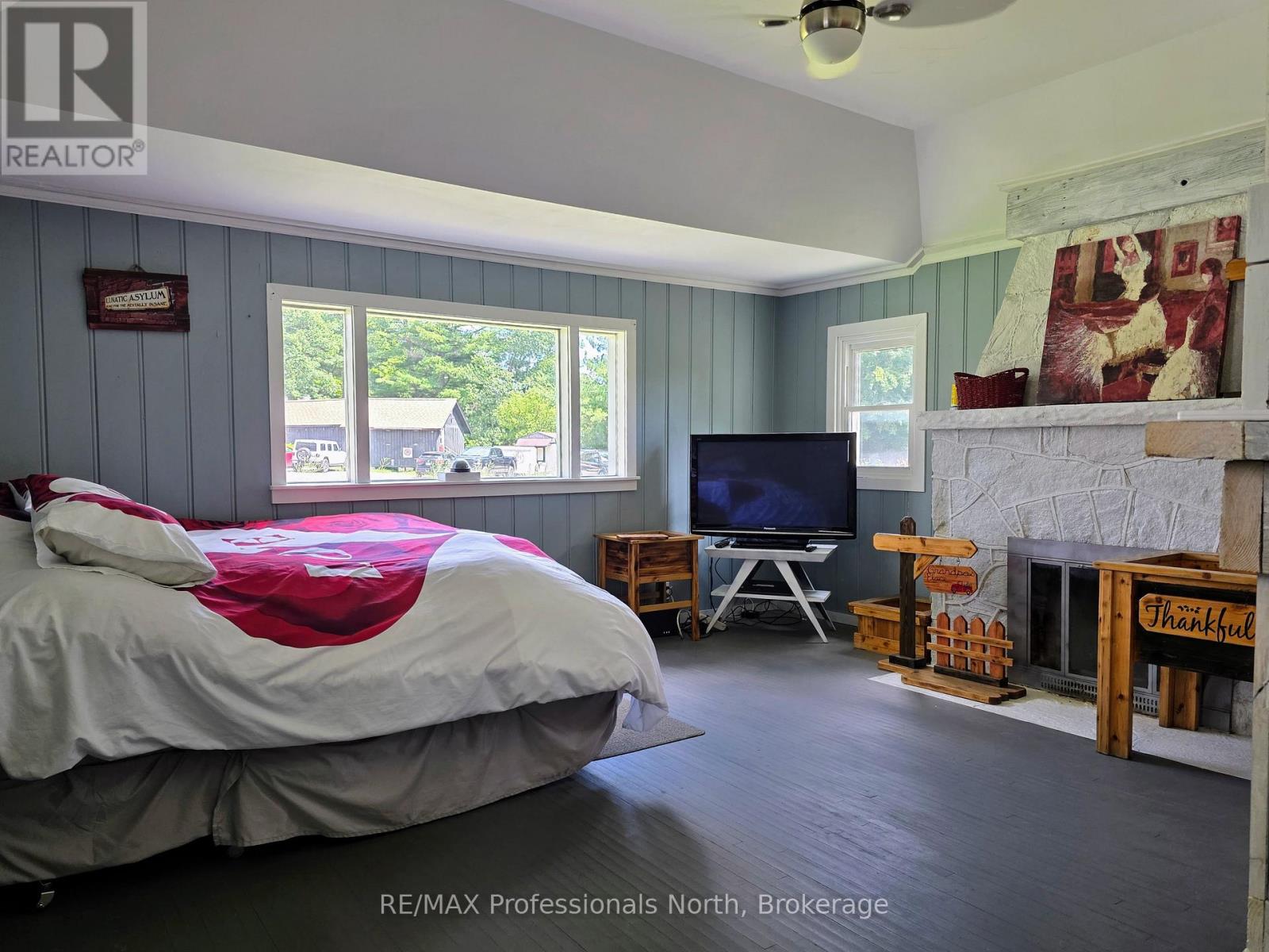 1007 WEST ROAD - 15