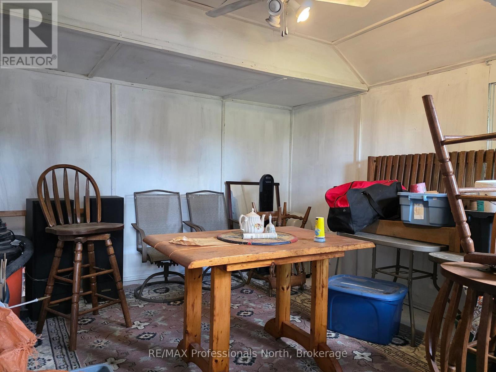 1007 WEST ROAD - 33