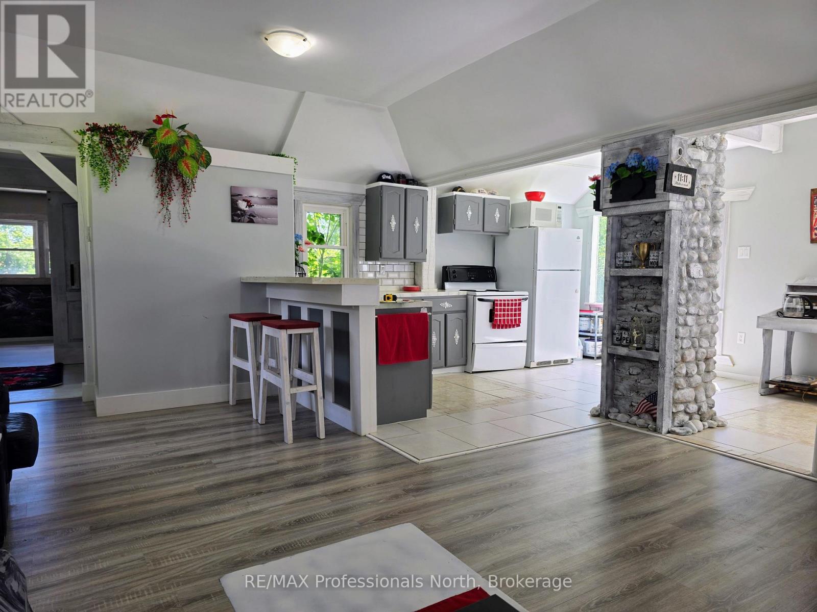 1007 WEST ROAD - 7