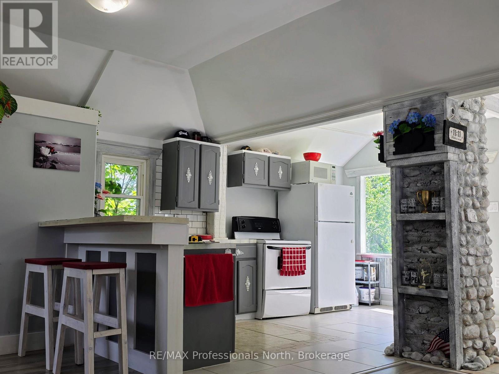 1007 WEST ROAD - 8