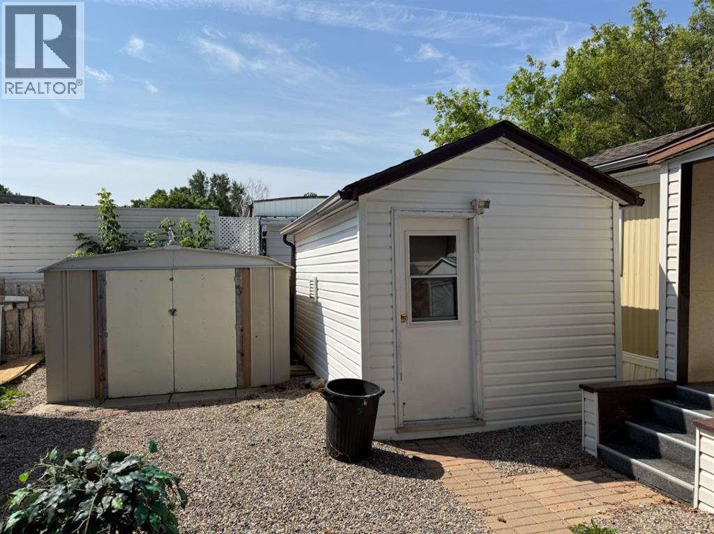 104, 1410 43 Street S - 23