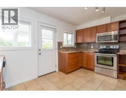 607 Fifth St, Nanaimo, BC V9R1P7 Photo 18