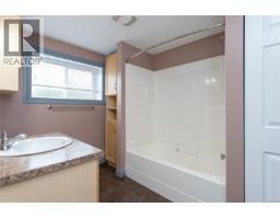 607 Fifth St, Nanaimo, BC V9R1P7 Photo 43
