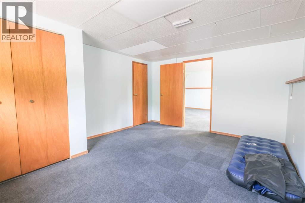 5116 51 Avenue - 22
