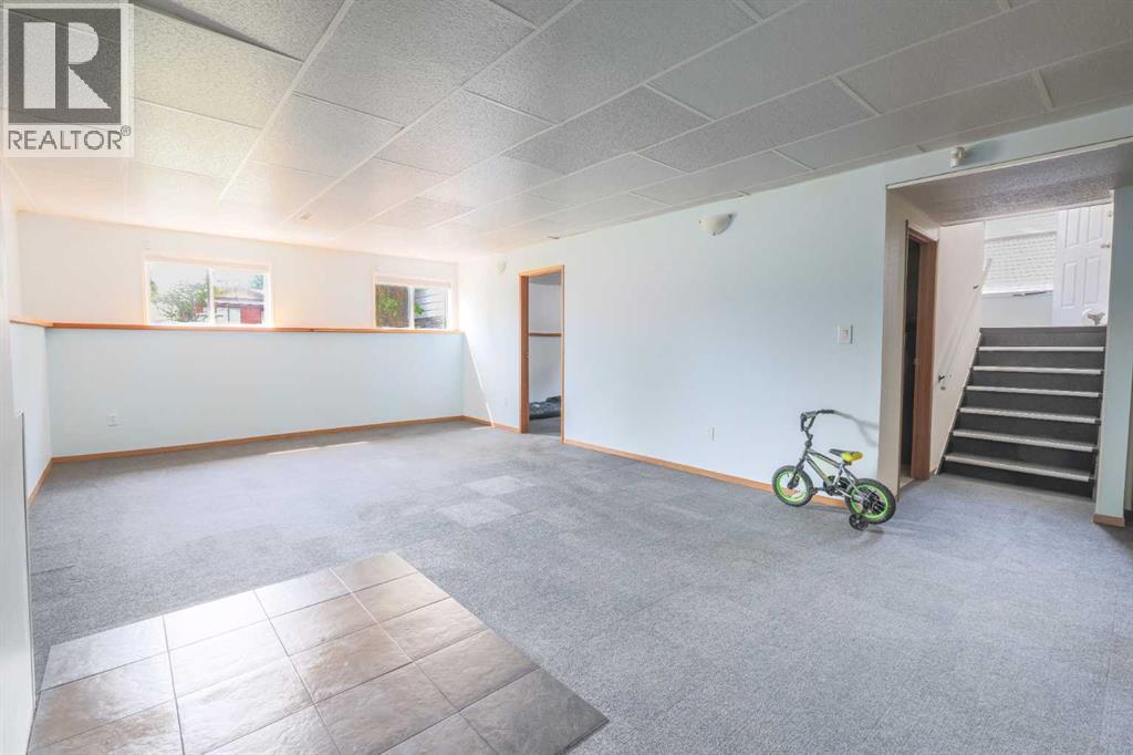 5116 51 Avenue - 20