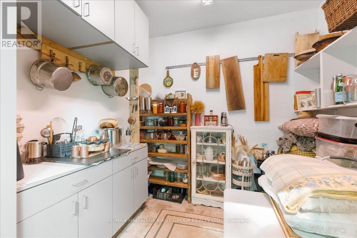 16900 NESTLETON ROAD - Image 34