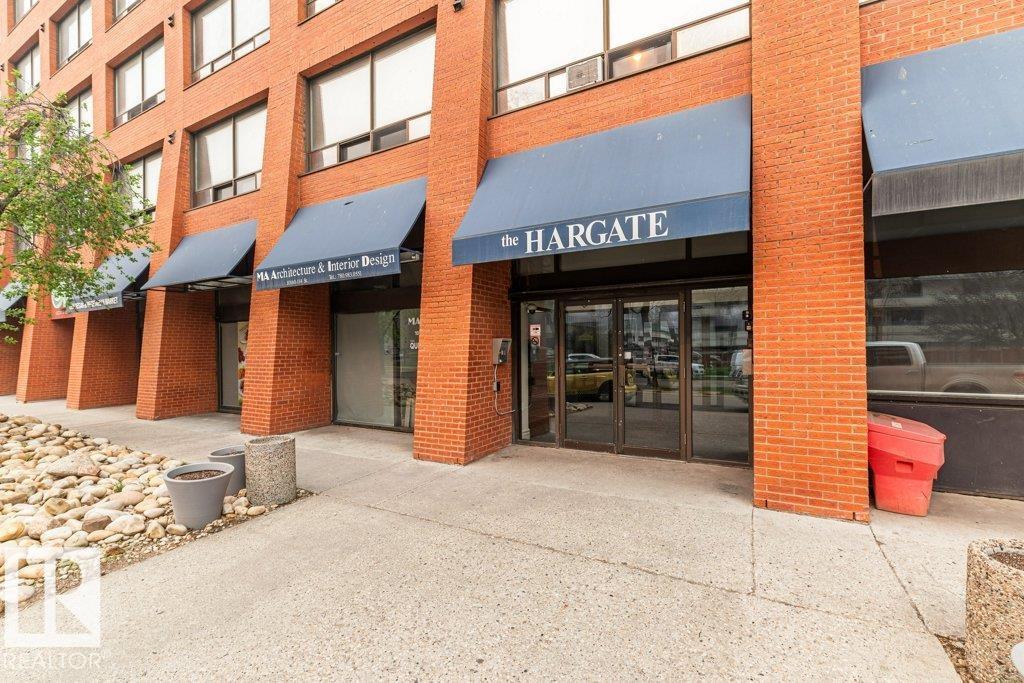 #327 10160 114 ST NW - 2