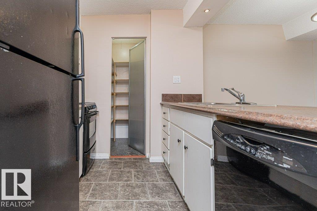 #327 10160 114 ST NW - Image 22