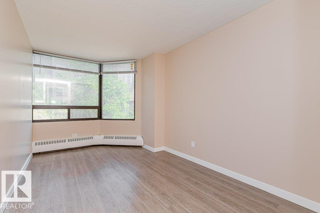 #327 10160 114 ST NW - Image 27