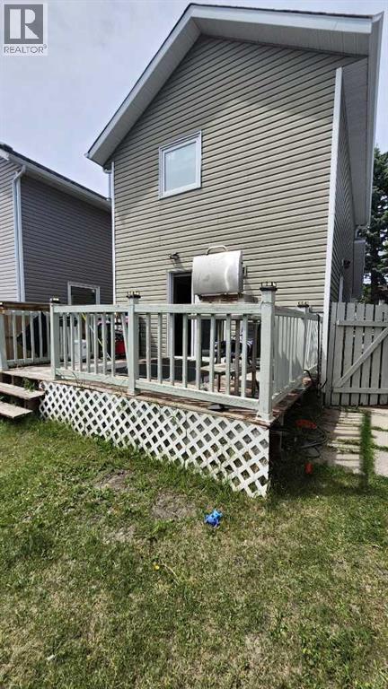 47 Martinridge Way NE - 24