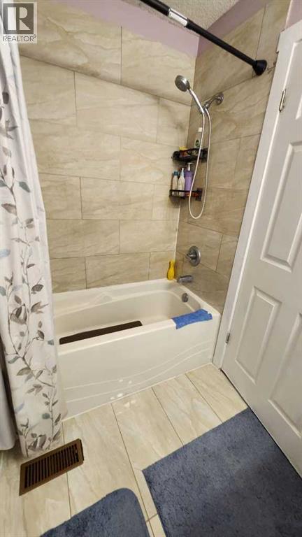 47 Martinridge Way NE - 15