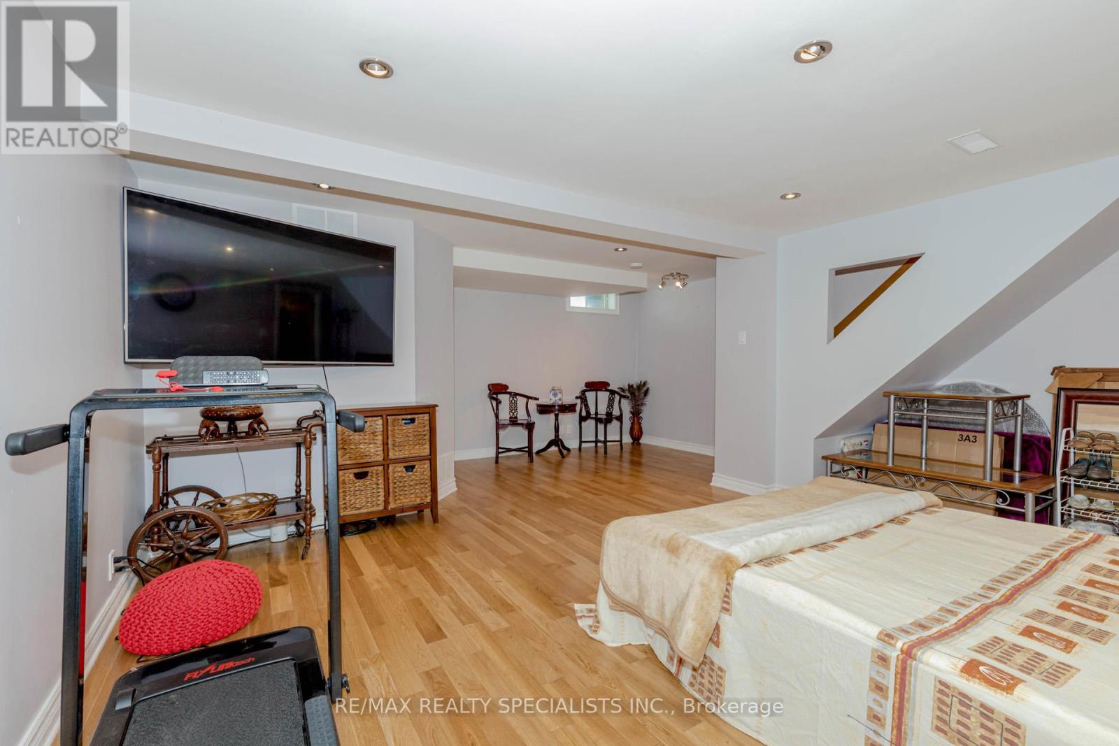 #66 8136 COVENTRY ROAD - 23