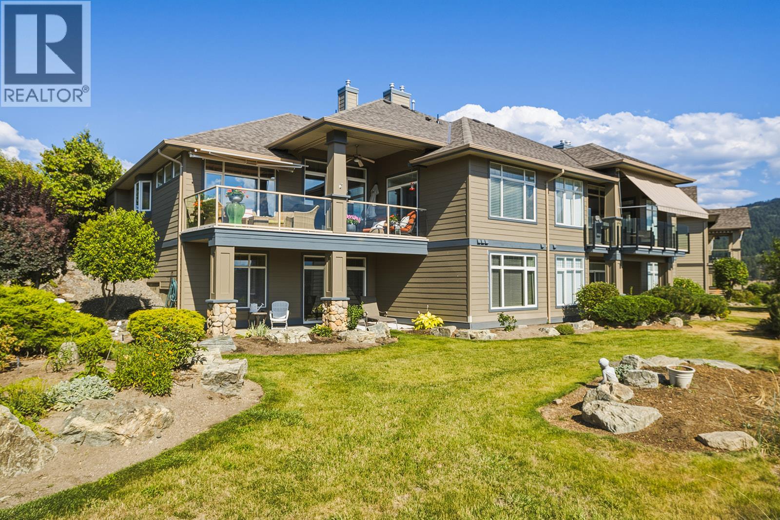 #10 3800 Gallaghers Pinnacle Way - 63
