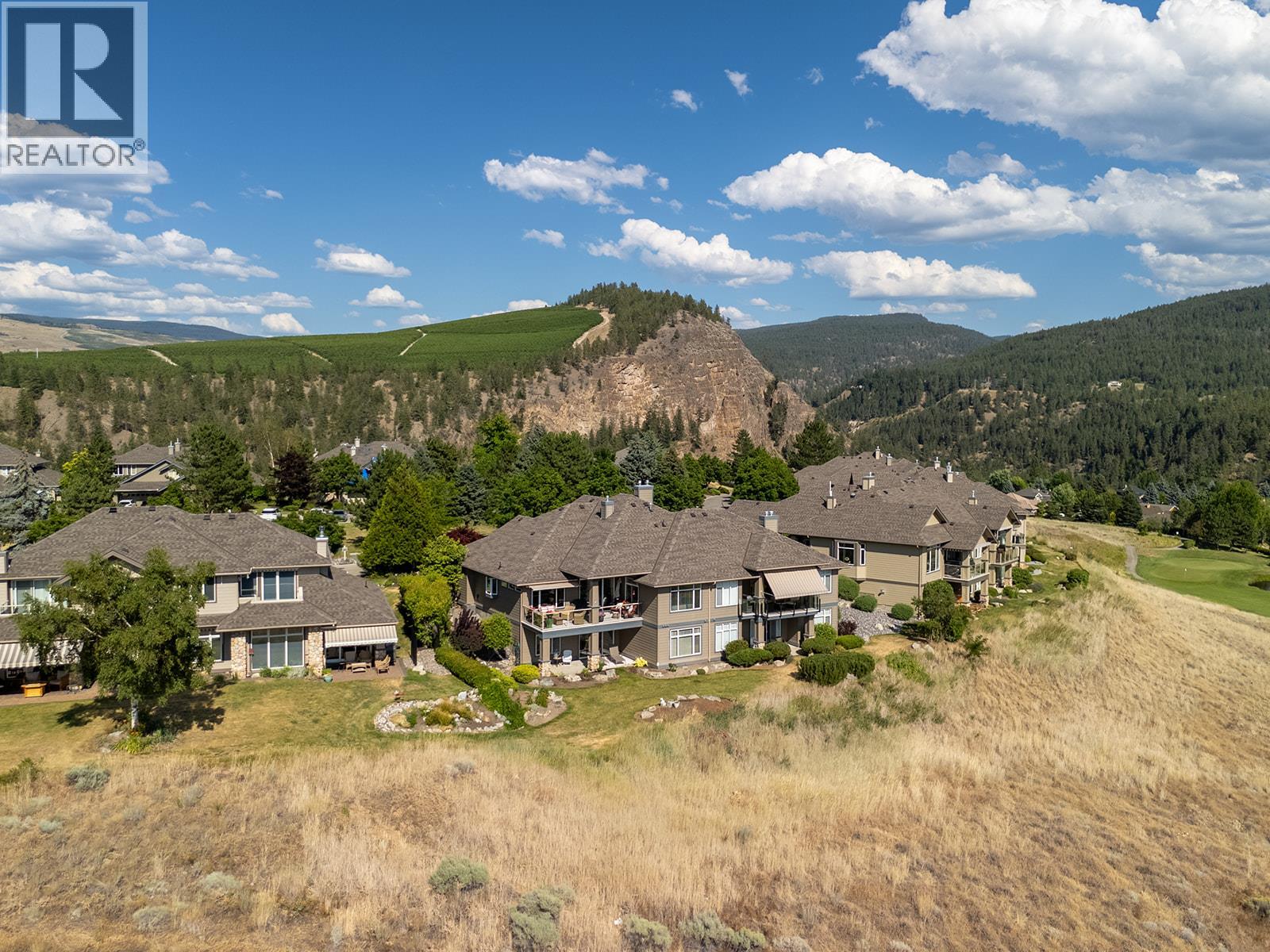 #10 3800 Gallaghers Pinnacle Way - 70