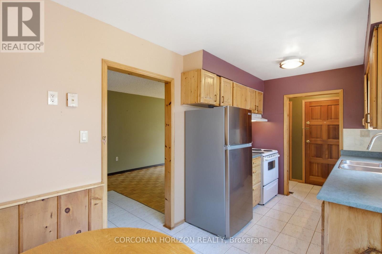 90 HALIFAX DRIVE - Image 7