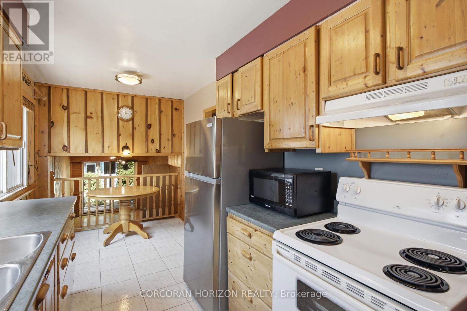 90 HALIFAX DRIVE - Image 9