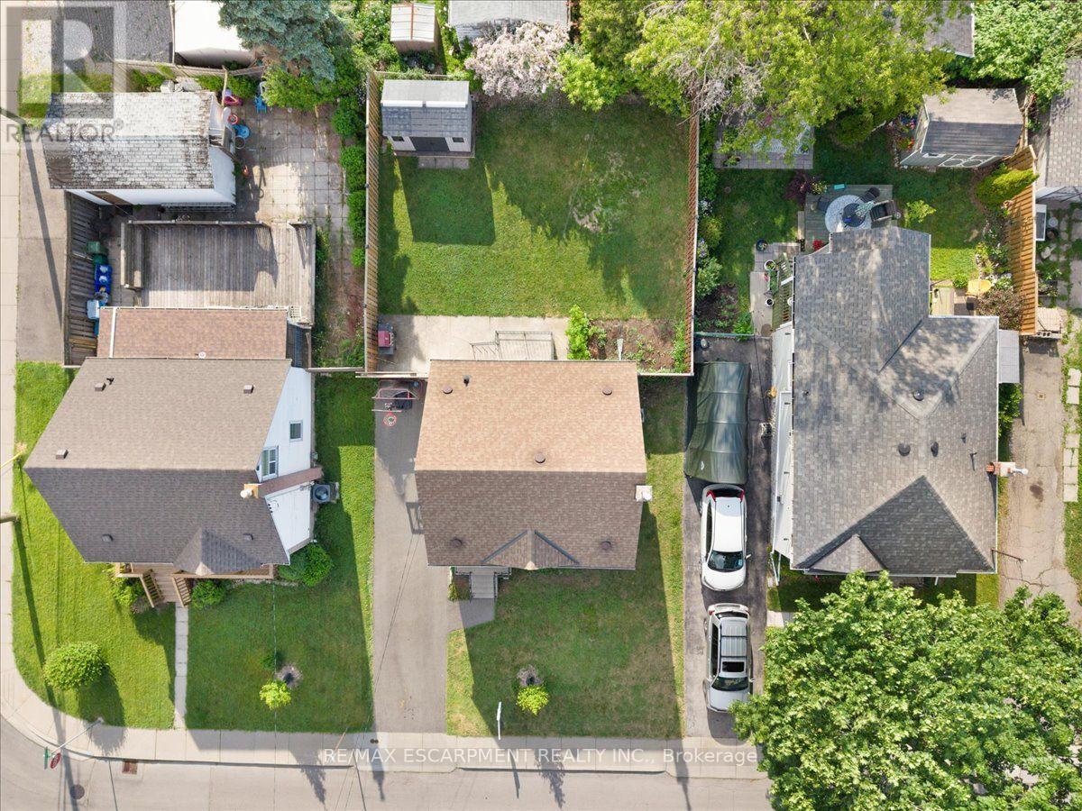 128 EAST 39TH STREET - 25