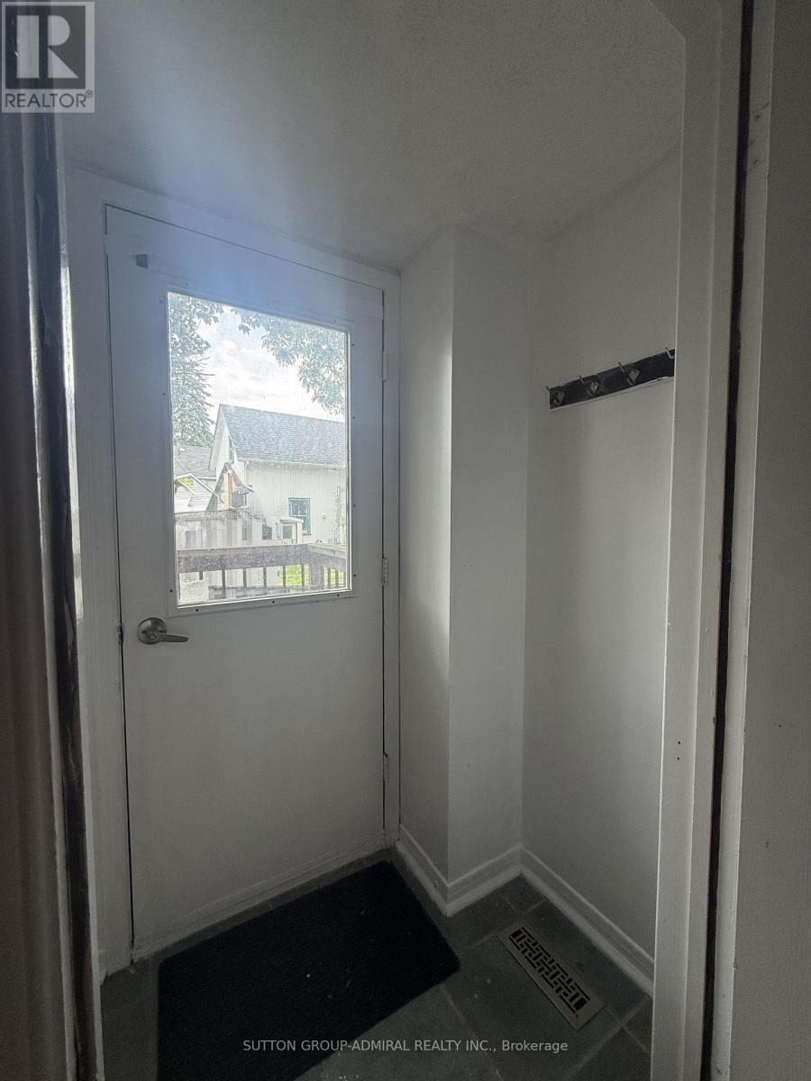 19 BACKUS COURT - 18