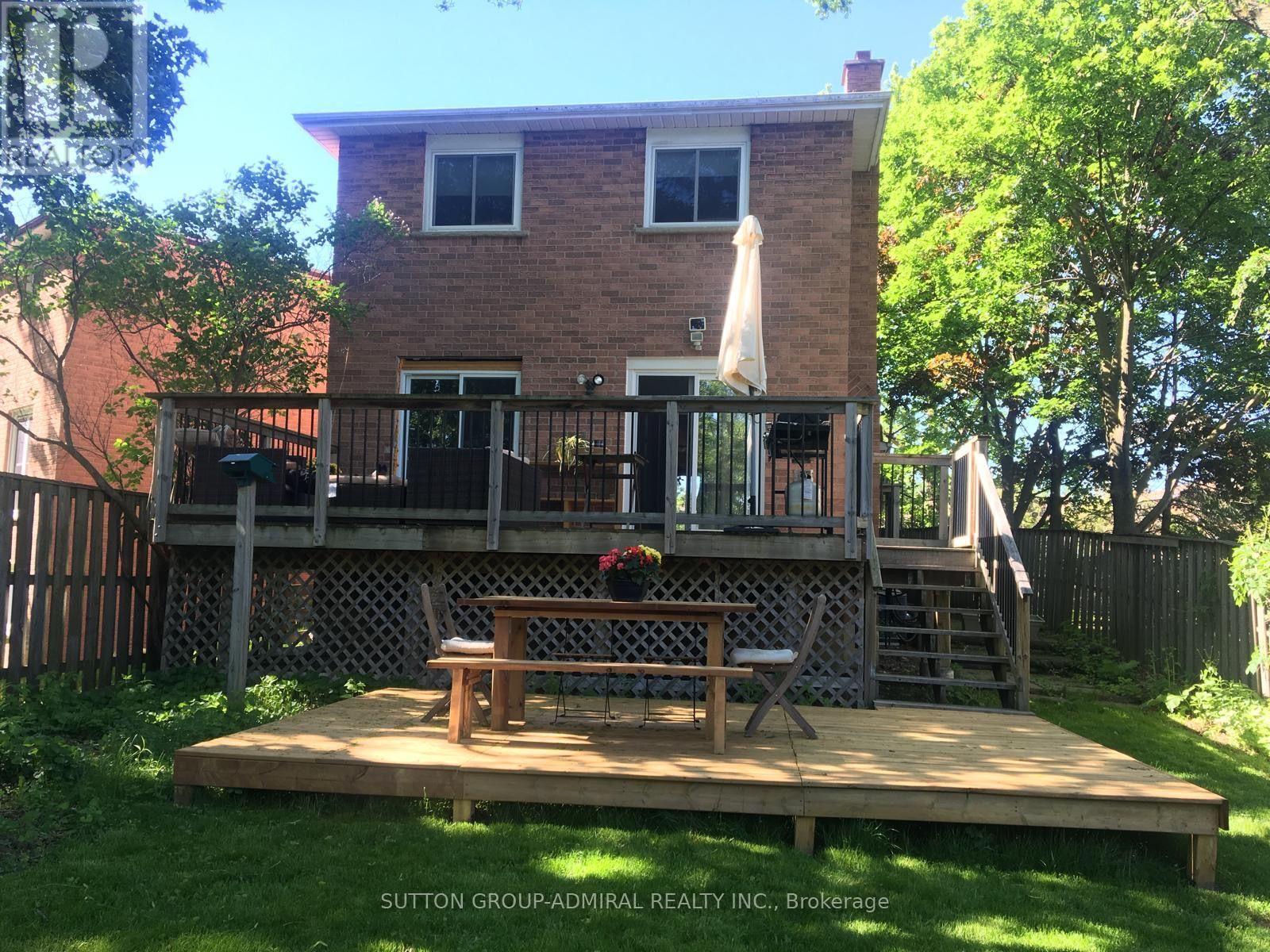 19 BACKUS COURT - 25