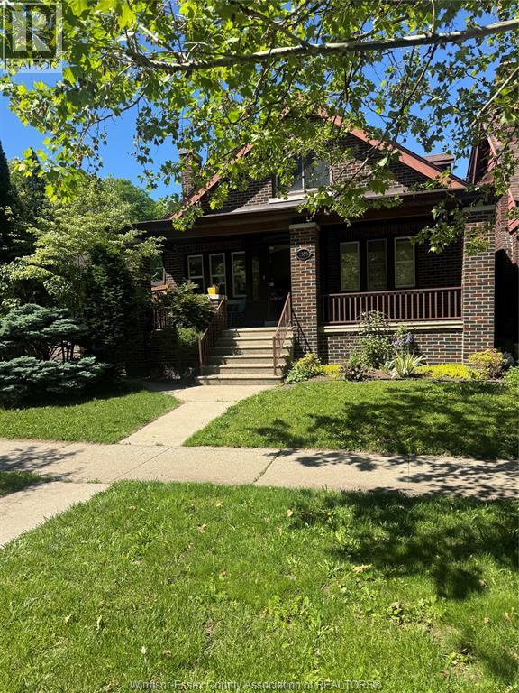 2185 DOUGALL AVENUE - 1