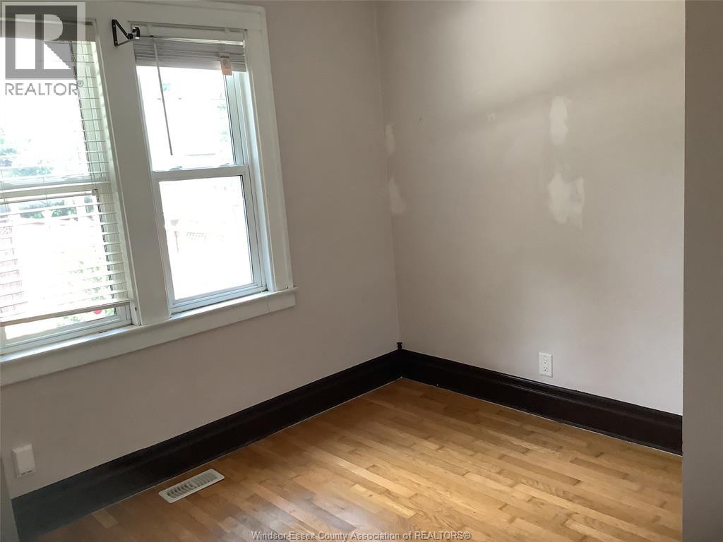 2185 DOUGALL AVENUE - Image 10