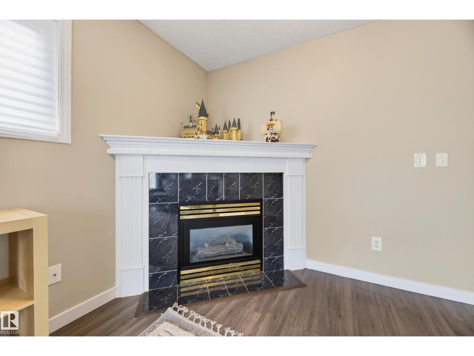 1906 65 ST NW - 17