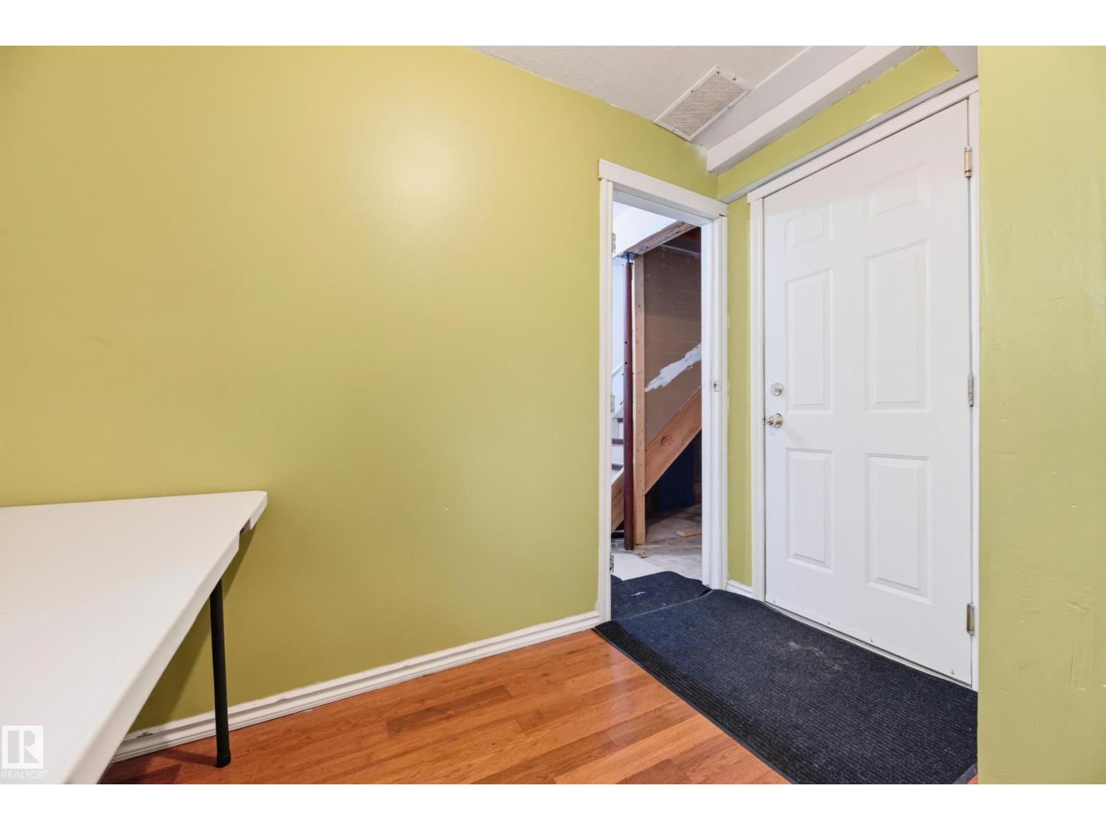 1906 65 ST NW - 34